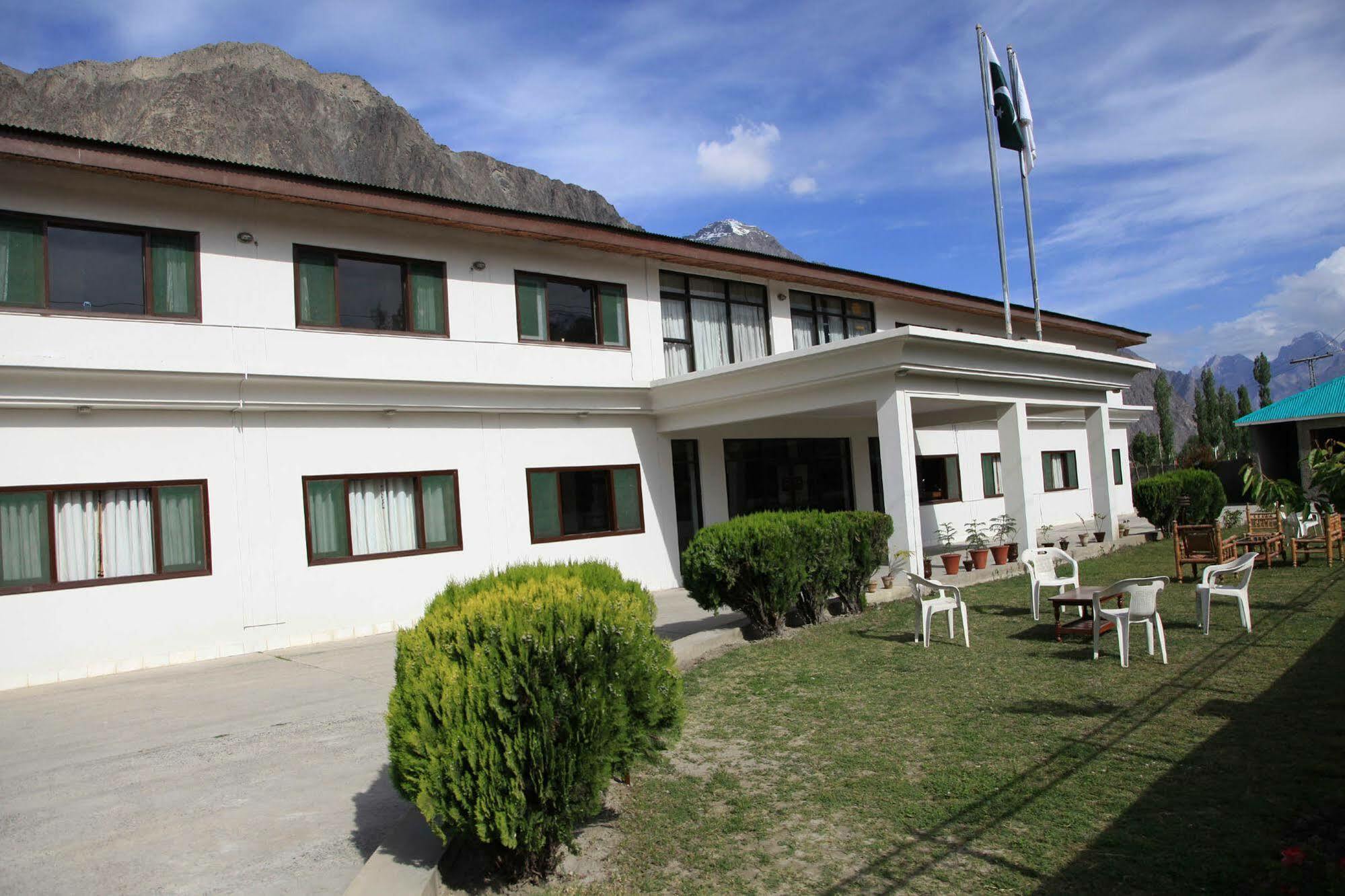 Hotel One Skardu Kültér fotó