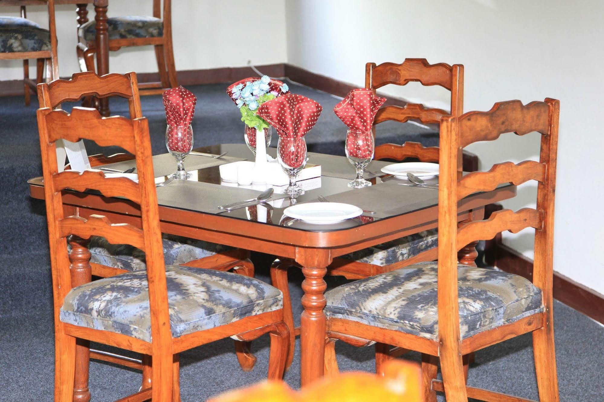 Hotel One Skardu Kültér fotó